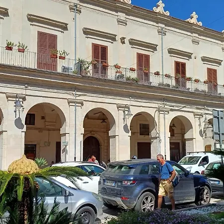 Apartment Portici *